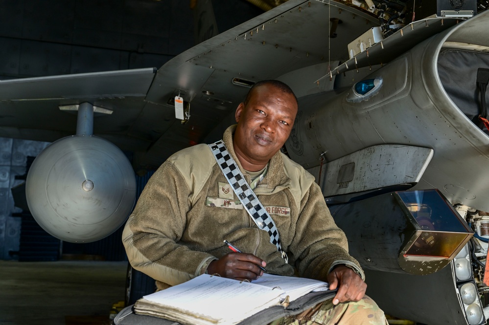 Maintainers keep Wolf Pack fighters flying during FF 25-2