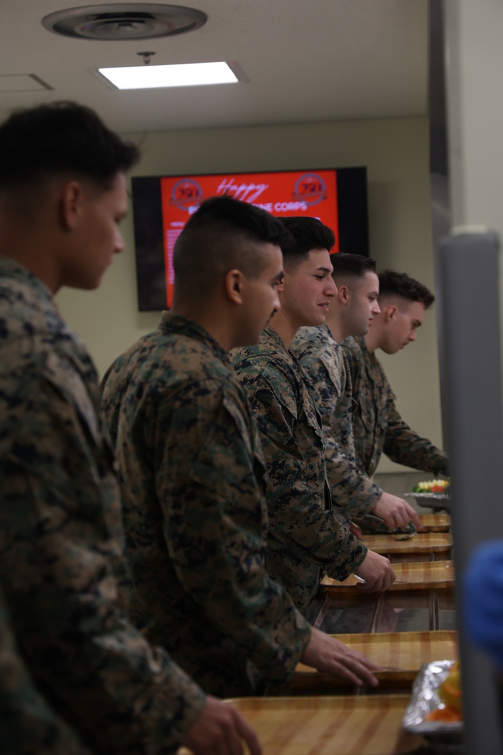 III Marine Expeditionary Force Support Battalion serves 250th Marine Corps birthday meal