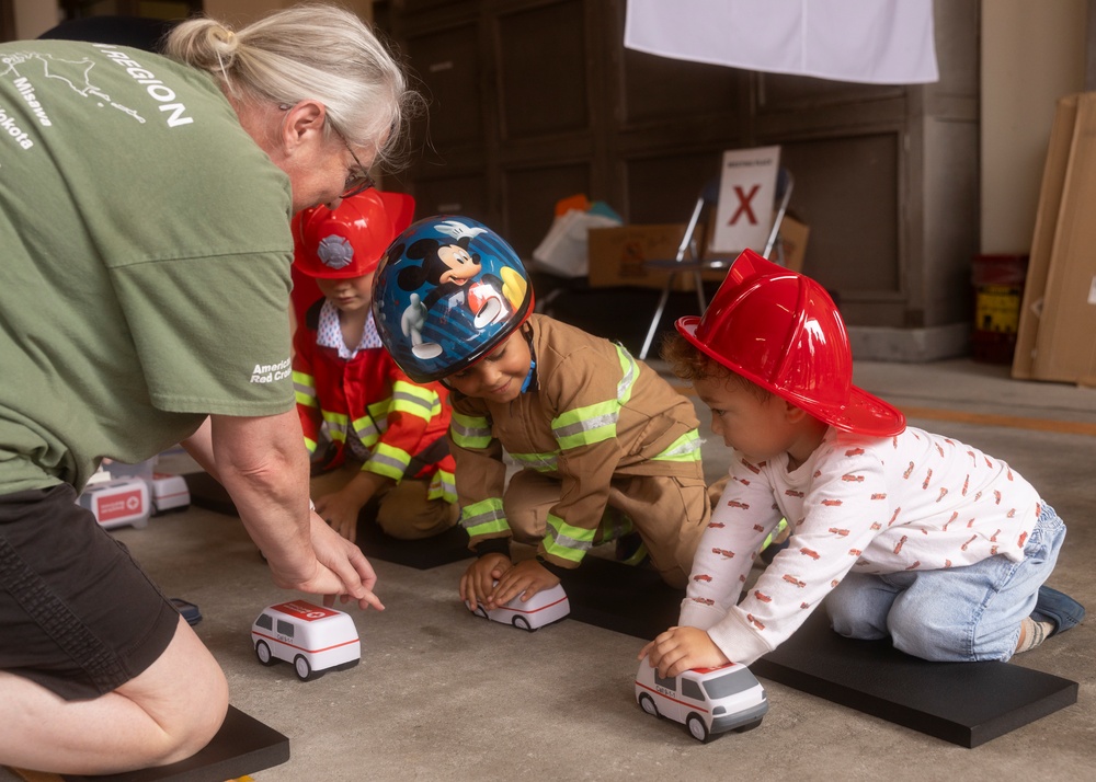 Hario Housing Fire Parade