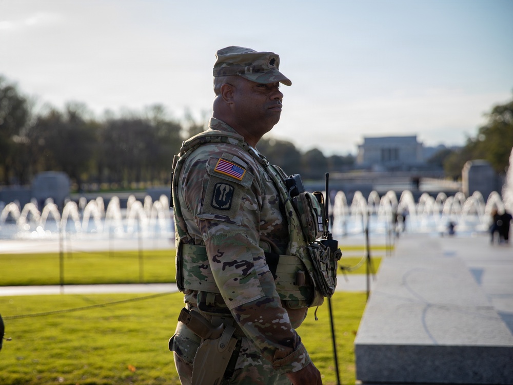 The Joint Task Force Magnolia commander visits troops on patrol in Washington, D.C.