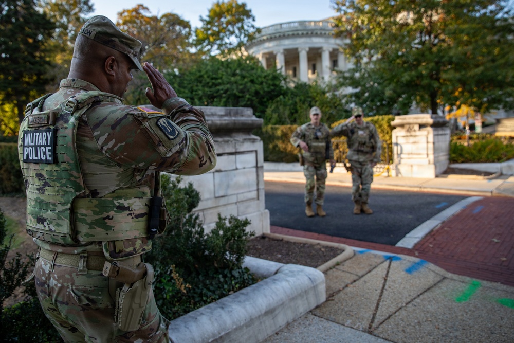 The Joint Task Force Magnolia commander visits troops on patrol in Washington, D.C.