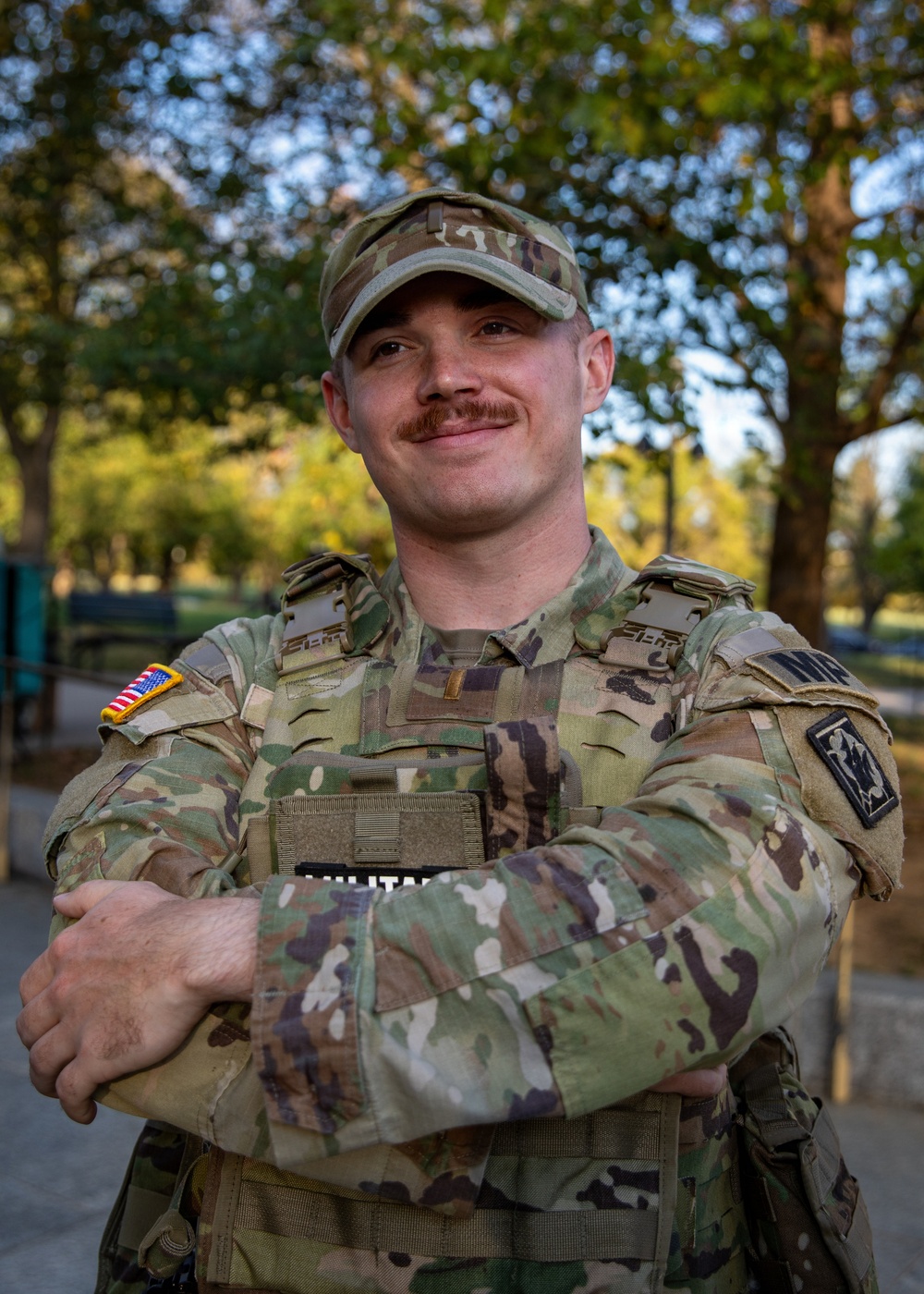 A Mississippi Army National Guard Soldier stands on patrol in Washington, D.C.