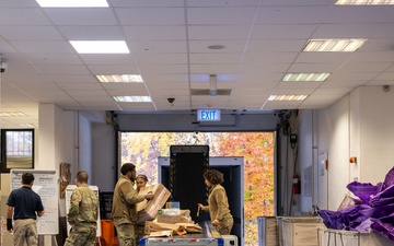 Delivering the Season: Postal Clerks keep holiday mail moving