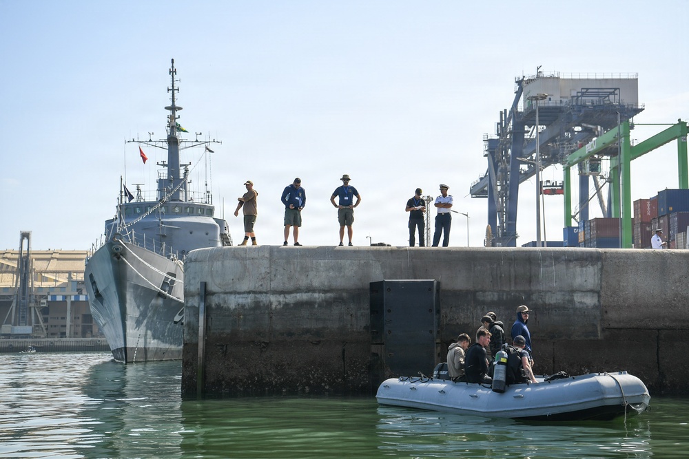 U.S. Navy Seabees Build Underwater Readiness with Moroccan Partners