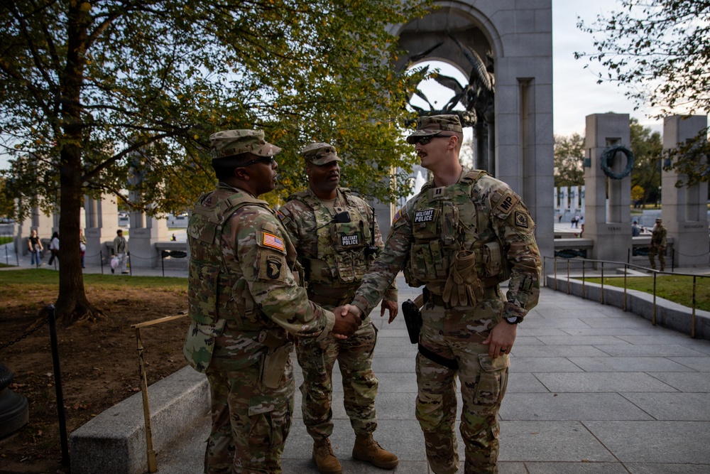 Joint Task Force Magnolia Leadership visits troops on patrol in Washington, D.C.