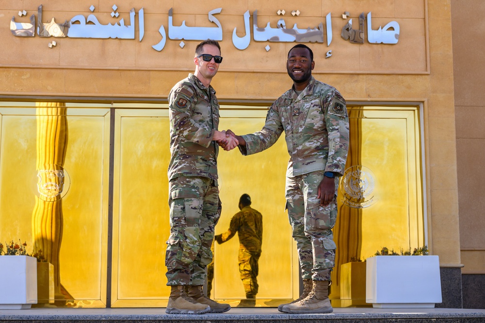 Ninth Air Force Commander and Command Chief meet with 378th Airmen