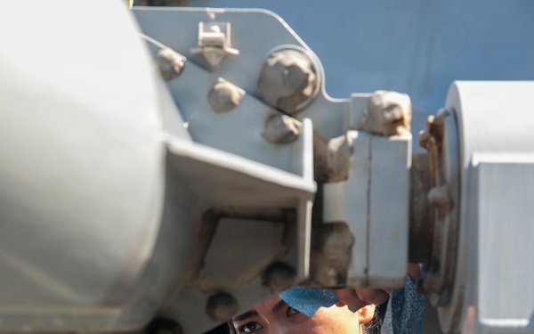 USS Fitzgerald (DDG 62) Daily Operations; VBSS Drill