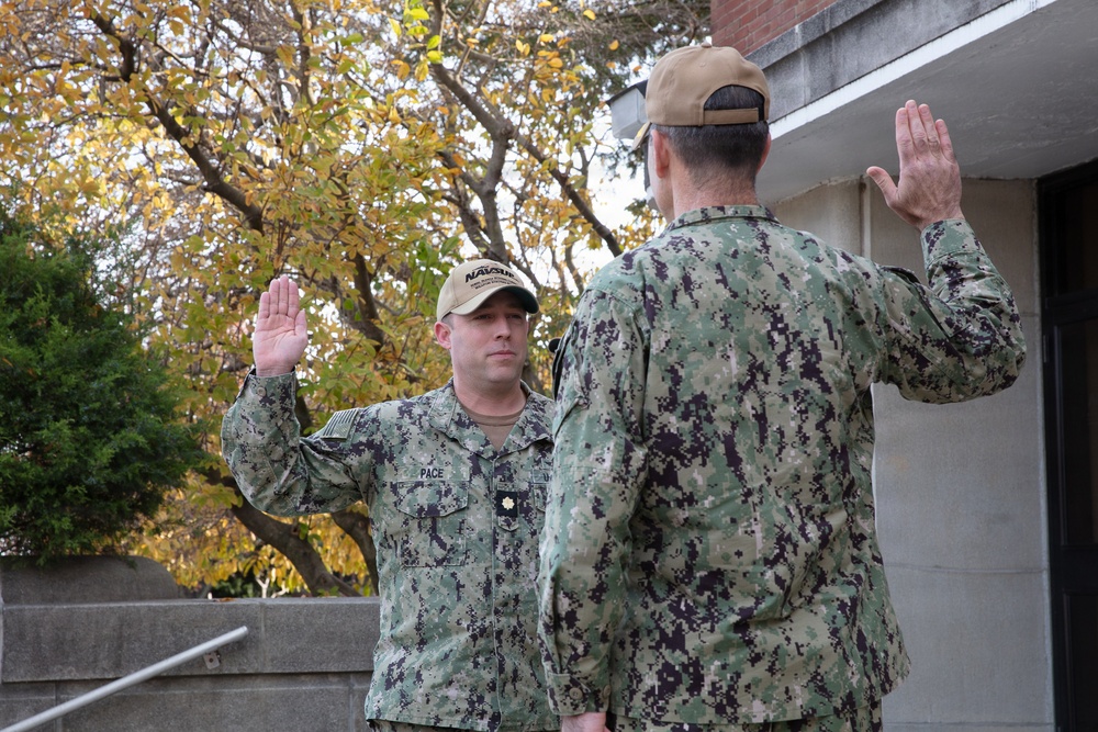 NAVSUP Weapon Systems Support Promotes CMDR Pace