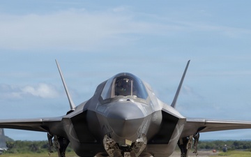 VMFA-225 conducts flight operations in Puerto Rico