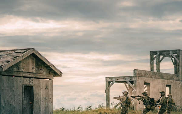 3rd Ranger Battalion Squad Live Fire