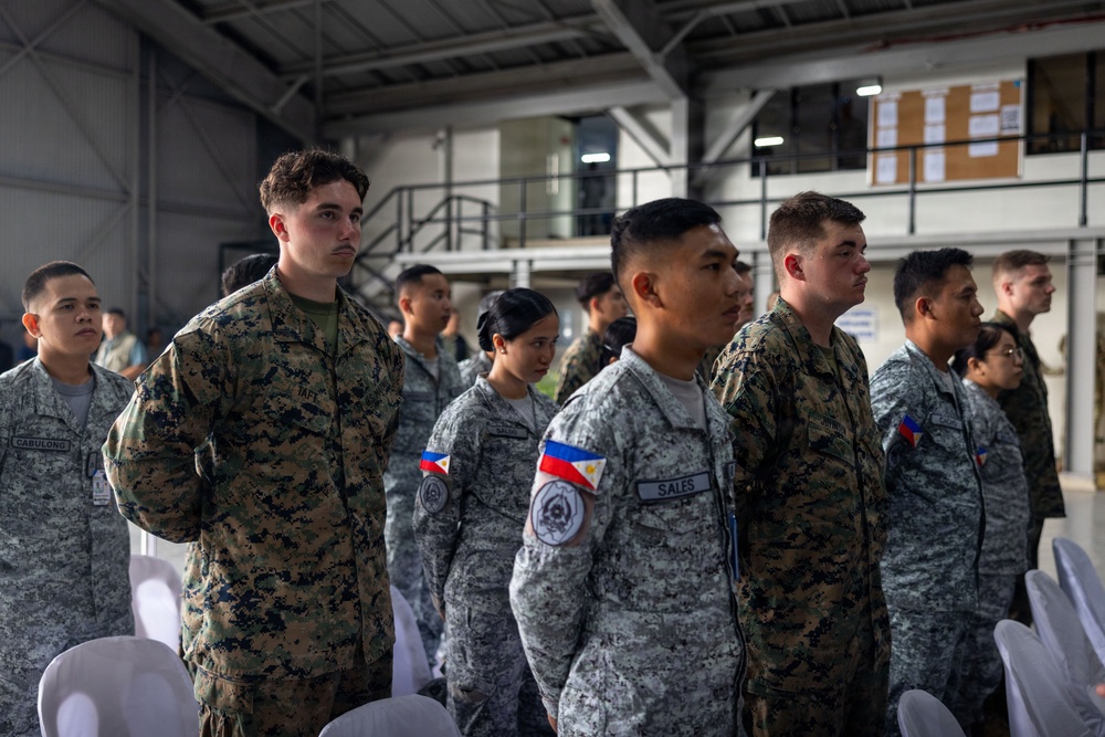 Philippines SecDef Teodoro, US Ambassador Carlson Visits Philippine Service Members, US Marines During Foreign Disaster Relief Operations