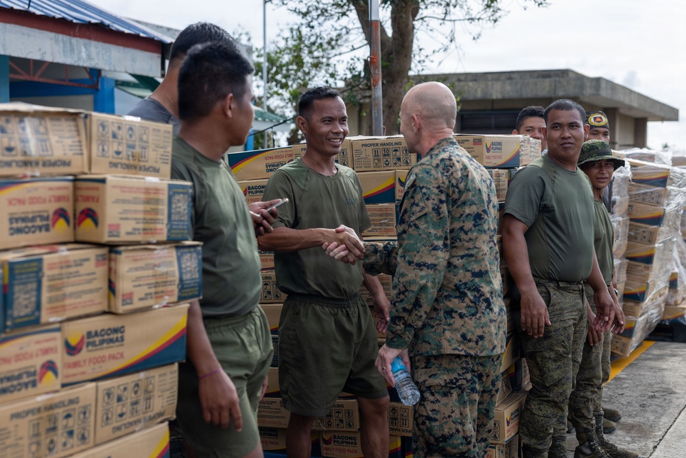 Philippines SecDef Teodoro, US Ambassador Carlson Visits Philippine Service Members, US Marines During Foreign Disaster Relief Operations