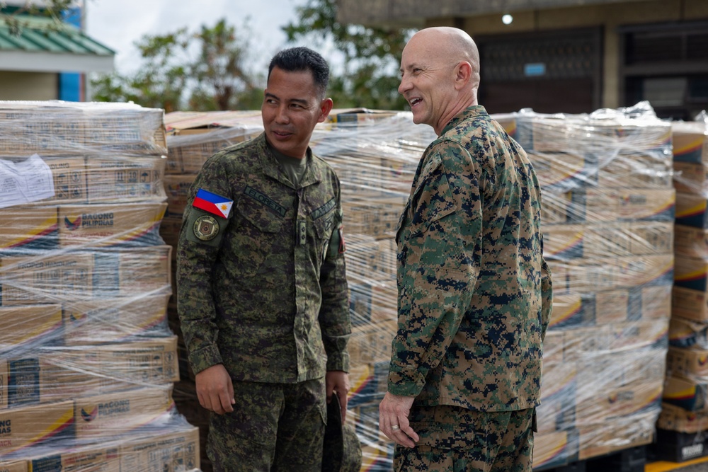 Philippines SecDef Teodoro, US Ambassador Carlson Visits Philippine Service Members, US Marines During Foreign Disaster Relief Operations