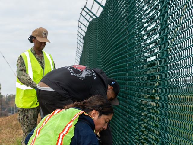NSA Mid-South Sailors Cleanup Navy Rd