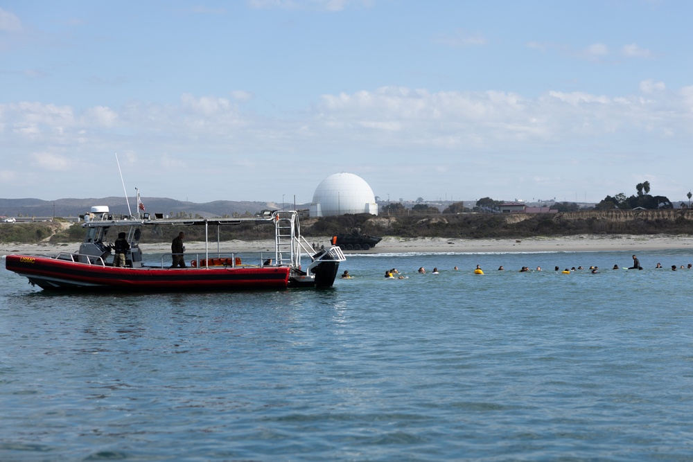 2nd Bn., 4th Marines, 3rd AA Bn conduct surf qualification