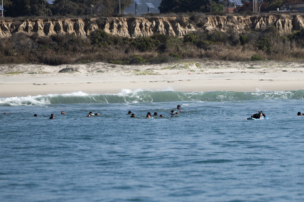 2nd Bn., 4th Marines, 3rd AA Bn conduct surf qualification