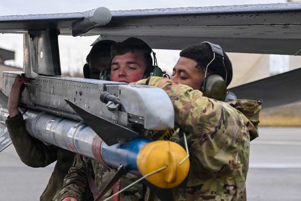 354th MXG holds 2025 3rd Quarter Load Competition