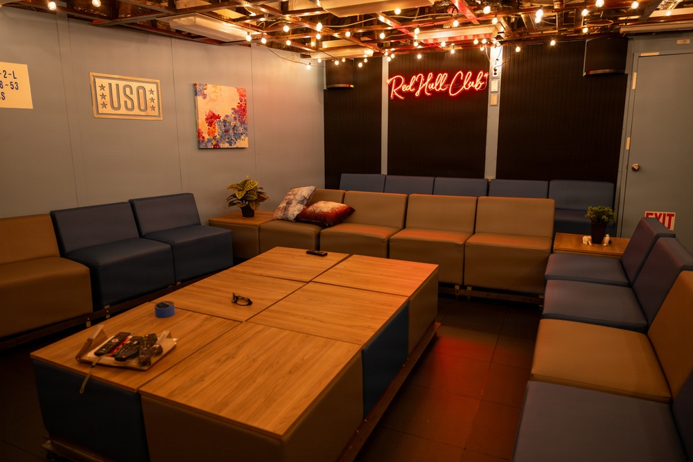 U.S. Coast Guard Polar icebreakers hold media event