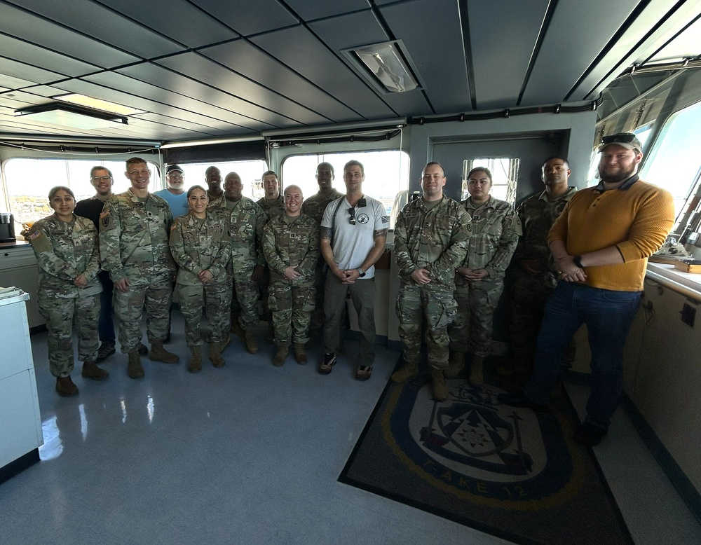 Rapid Support Team Tours USNS William McLean