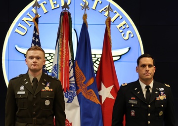 Two Army Aviators Awarded Soldier’s Medal