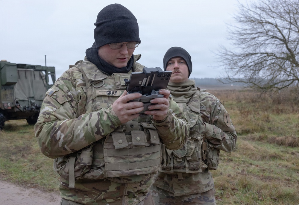 1st Engineer Battalion conducts route recon for Forward Land Forces exercise