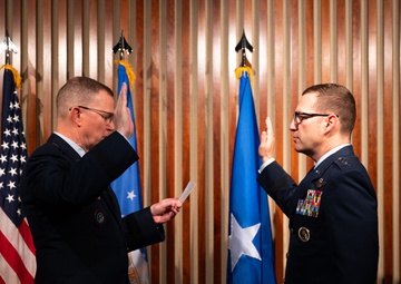 Robert Davis Promotes to Lt. Gen.