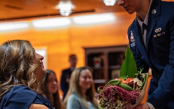 Robert Davis Promotes to Lt. Gen.