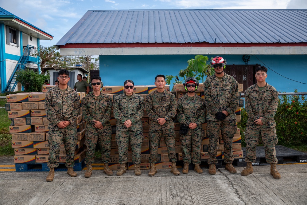 MRF-SEA, 3d MEB, 1st MAW and 374th Operations Group Support Delivery of Family Food Packs in The Philippines During Foreign Disaster Relief Operations
