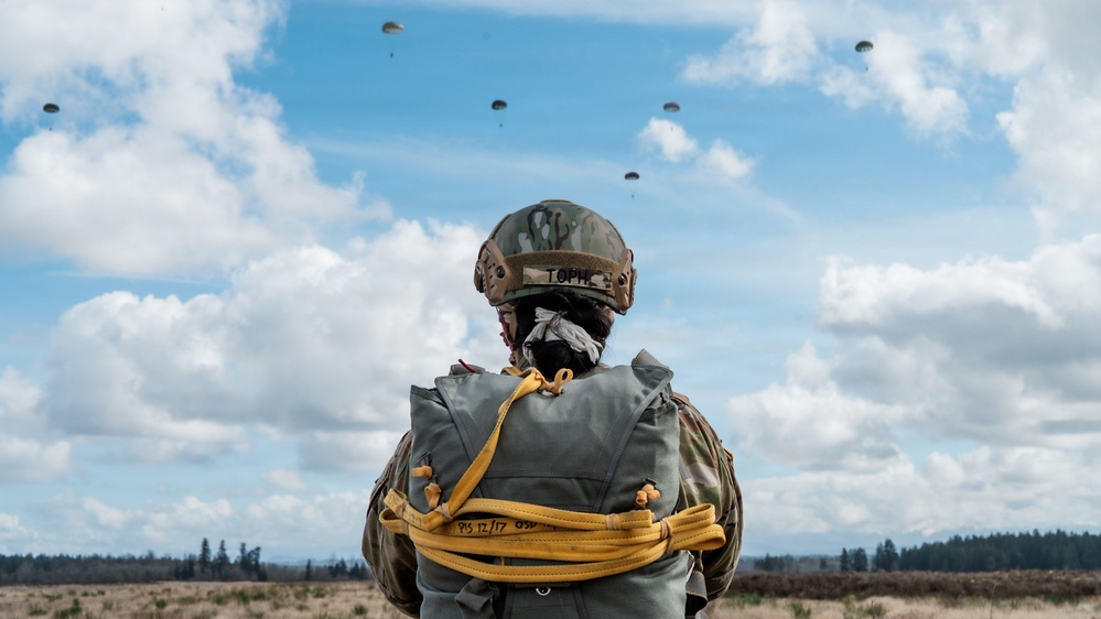 Black Devils conduct Airborne Operation