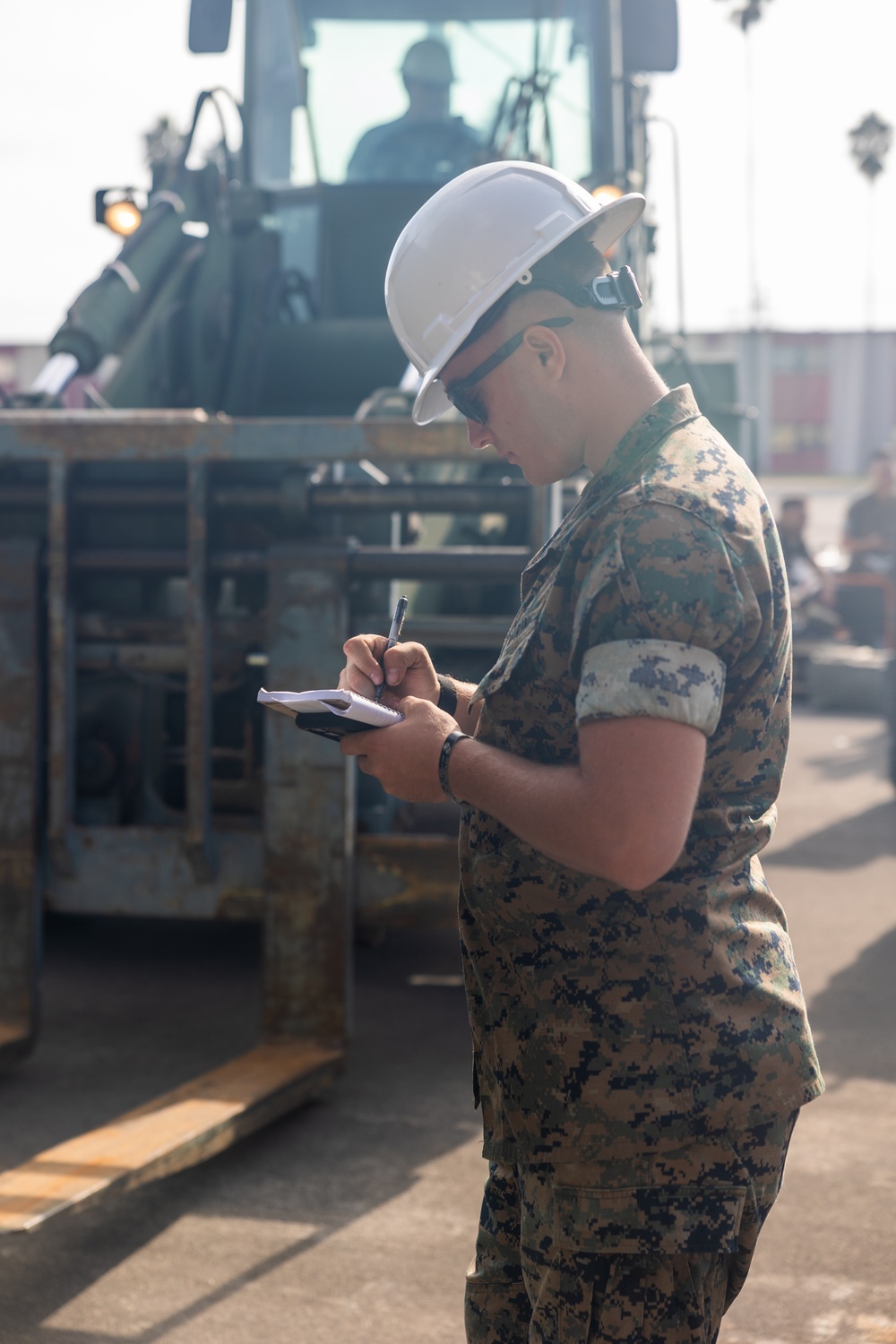 11th MEU Conducts a Loading Exercise