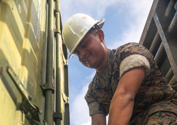 11th MEU Conducts a Loading Exercise