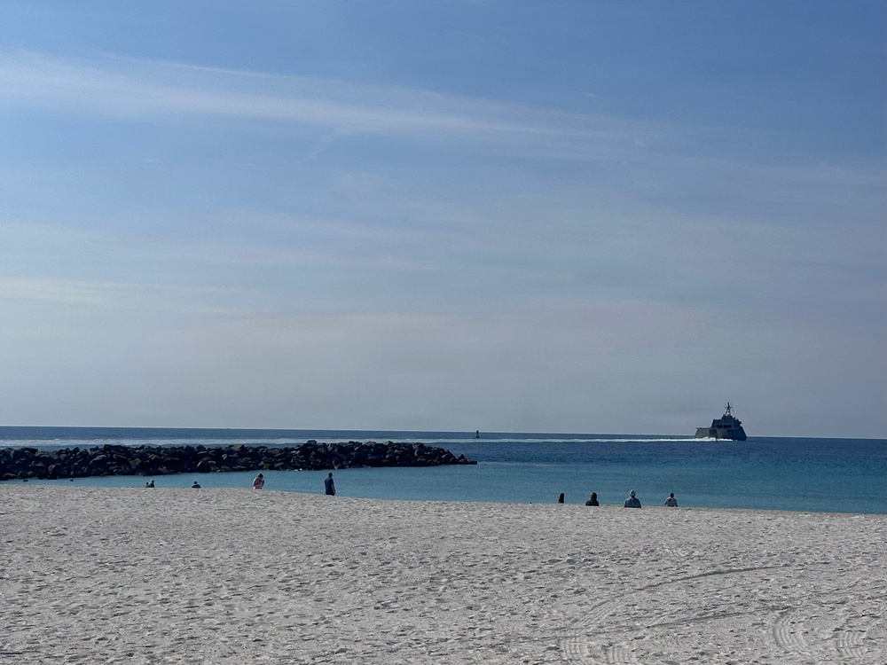 USS Pierre Departs Panama City After Commissioning