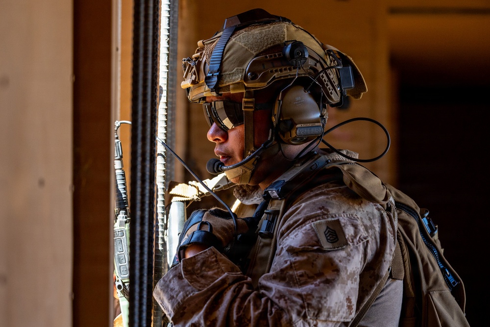 11th MEU participates in Mechanized Raid Course