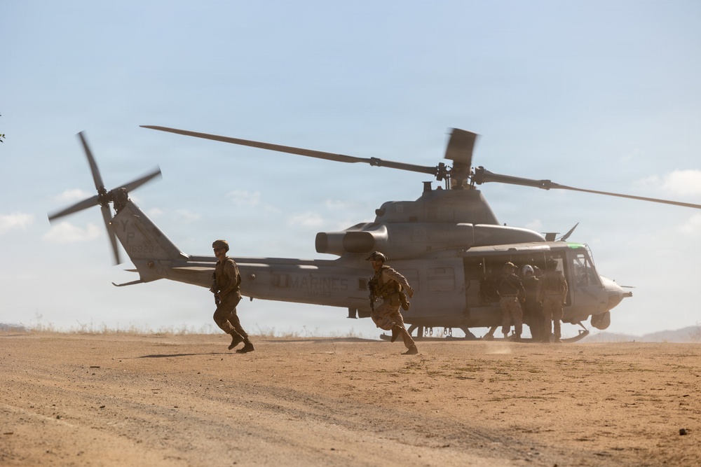 11th MEU participates in Mechanized Raid Course