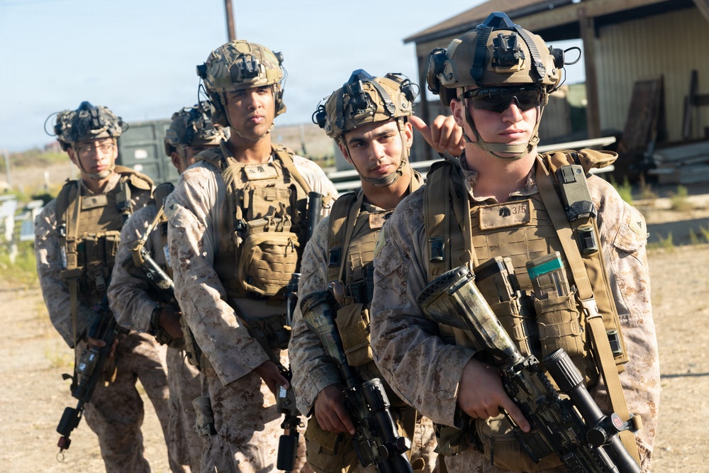 11th MEU participates in Mechanized Raid Course