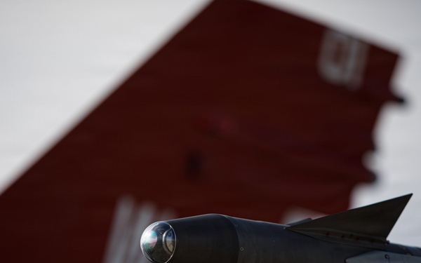 VMFA-232 and MALS-12 off-load live ordnance at MCAS Iwakuni