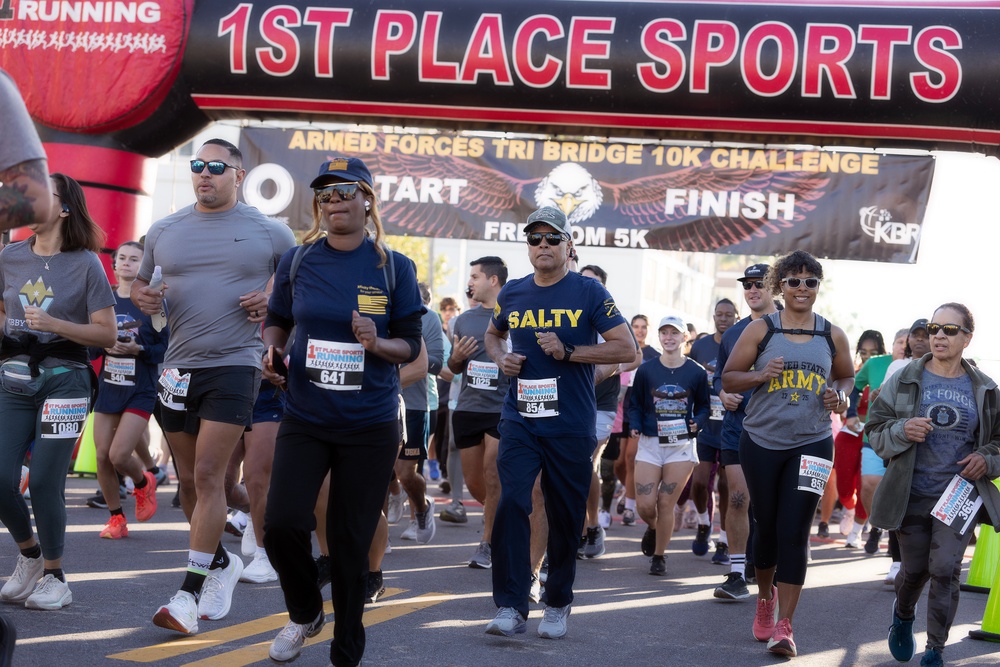 Marine Corps 250th Stamp Dedicated at Armed Forces Run in Jacksonville