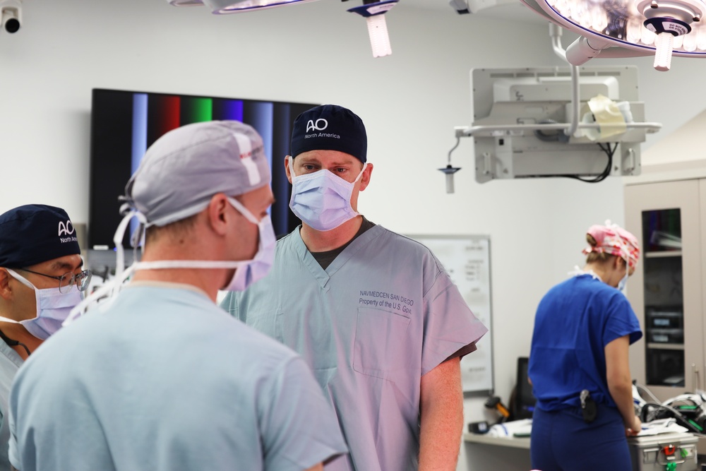 Maxillofacial Program at NMCSD Restores Form, Function, and Readiness