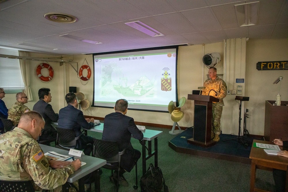 Hon. Kihara tours Yokohama North Dock