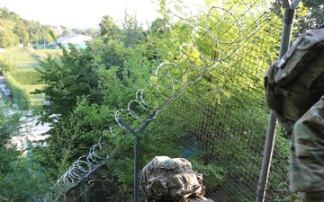 Vicenza Hosts NCO Induction Ceremony for 207th Military Intelligence Brigade – Theater Soldiers