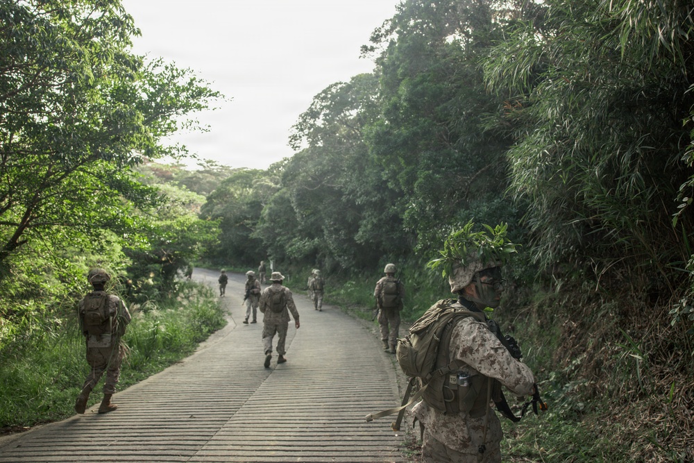 7th Communication Battalion Marines sharpen combat and communications skills at Jungle Warfare Training Center