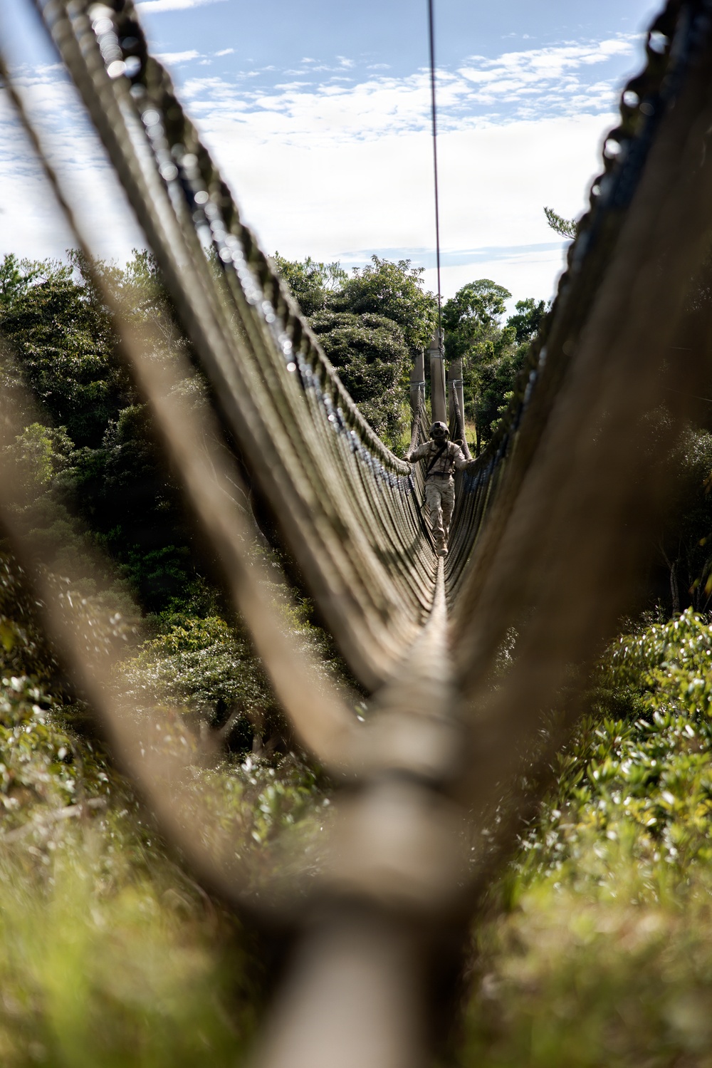 7th Communication Battalion Marines conduct jungle endurance obstacles at Jungle Warfare Training Center