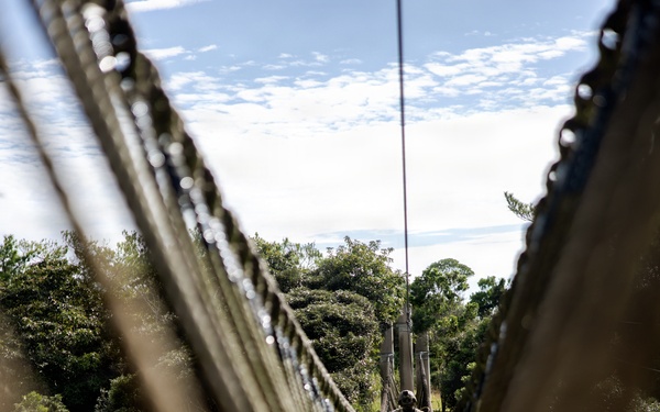 7th Communication Battalion Marines conduct jungle endurance obstacles at Jungle Warfare Training Center