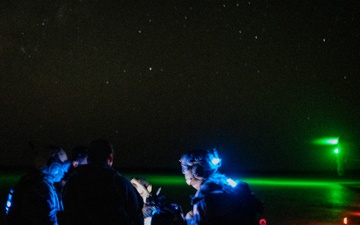 External lift training enhances readiness of U.S. forces in East Africa