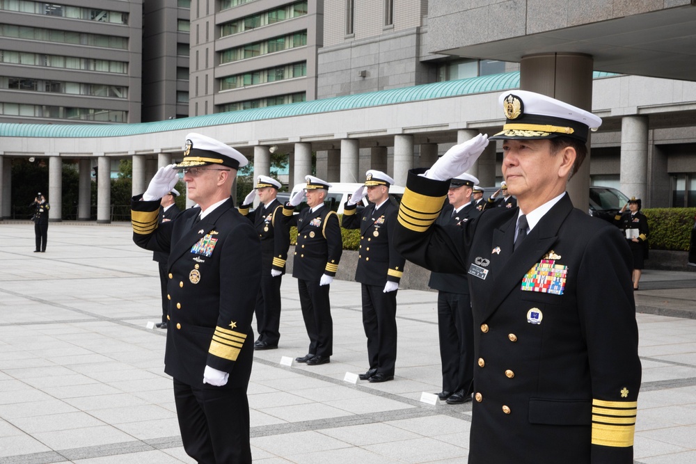 CNO Meets with Senior Leaders in Japan's Ministry of Defense
