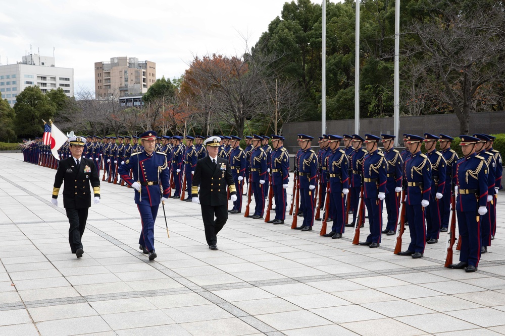CNO Meets with Senior Leaders in Japan's Ministry of Defense