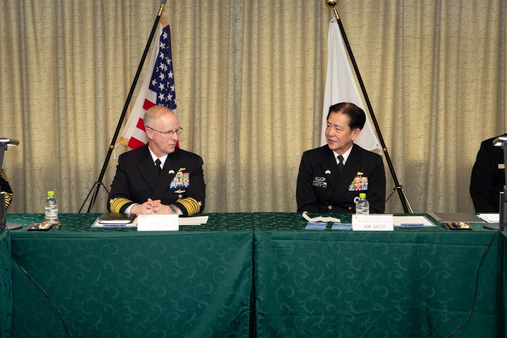 CNO Meets with Senior Leaders in Japan's Ministry of Defense