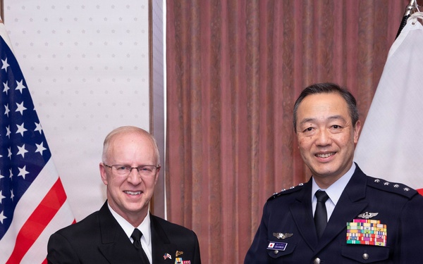 CNO Meets with Senior Leaders in Japan's Ministry of Defense