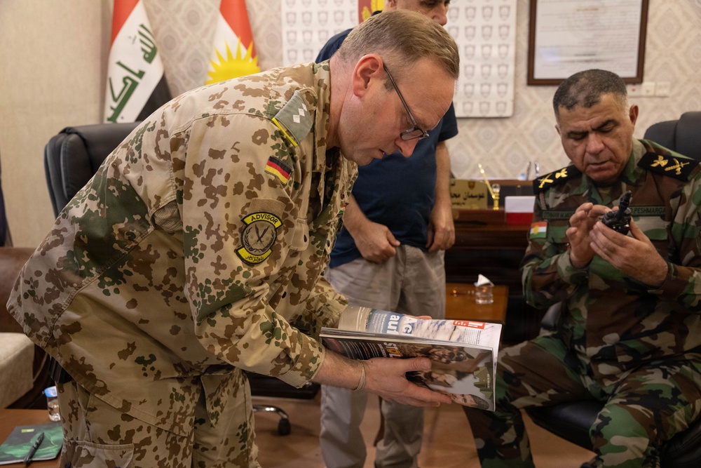 Coalition Forces and Ministry of Peshmerga discuss the Information Operations Train-the-Trainer course