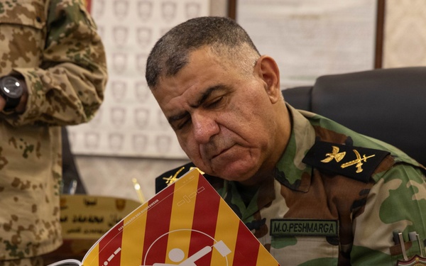 Coalition Forces and Ministry of Peshmerga discuss the Information Operations Train-the-Trainer course